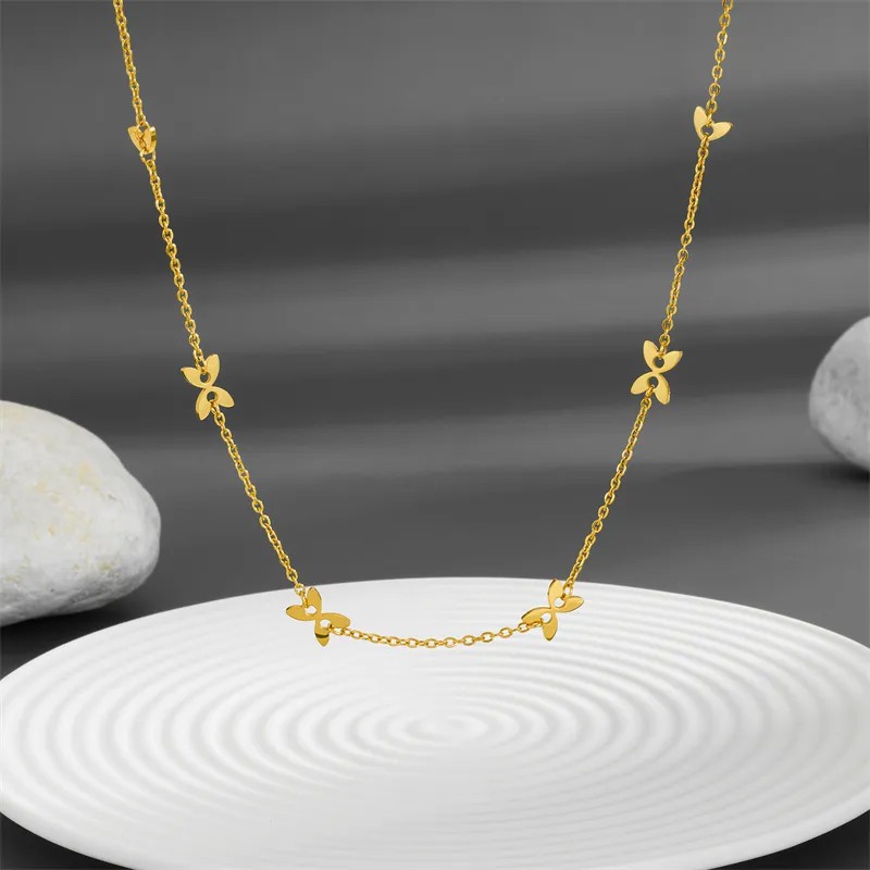 Simple Style Fox Titanium Steel Hollow Out 18K Gold Plated Necklace_colorza_1