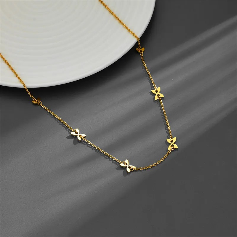 Simple Style Fox Titanium Steel Hollow Out 18K Gold Plated Necklace_colorza_4