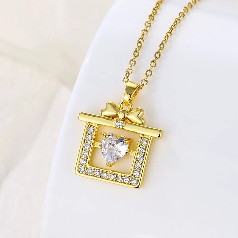 Simple Style Gift Box Stainless Steel Plating Inlay Rhinestones 18K Gold Plated Gold Plated Pendant Necklace_colorza_1