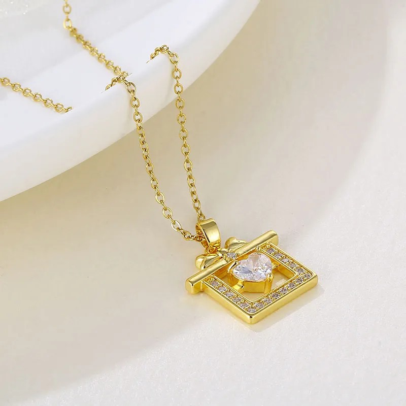 Simple Style Gift Box Stainless Steel Plating Inlay Rhinestones 18K Gold Plated Gold Plated Pendant Necklace_colorza_4