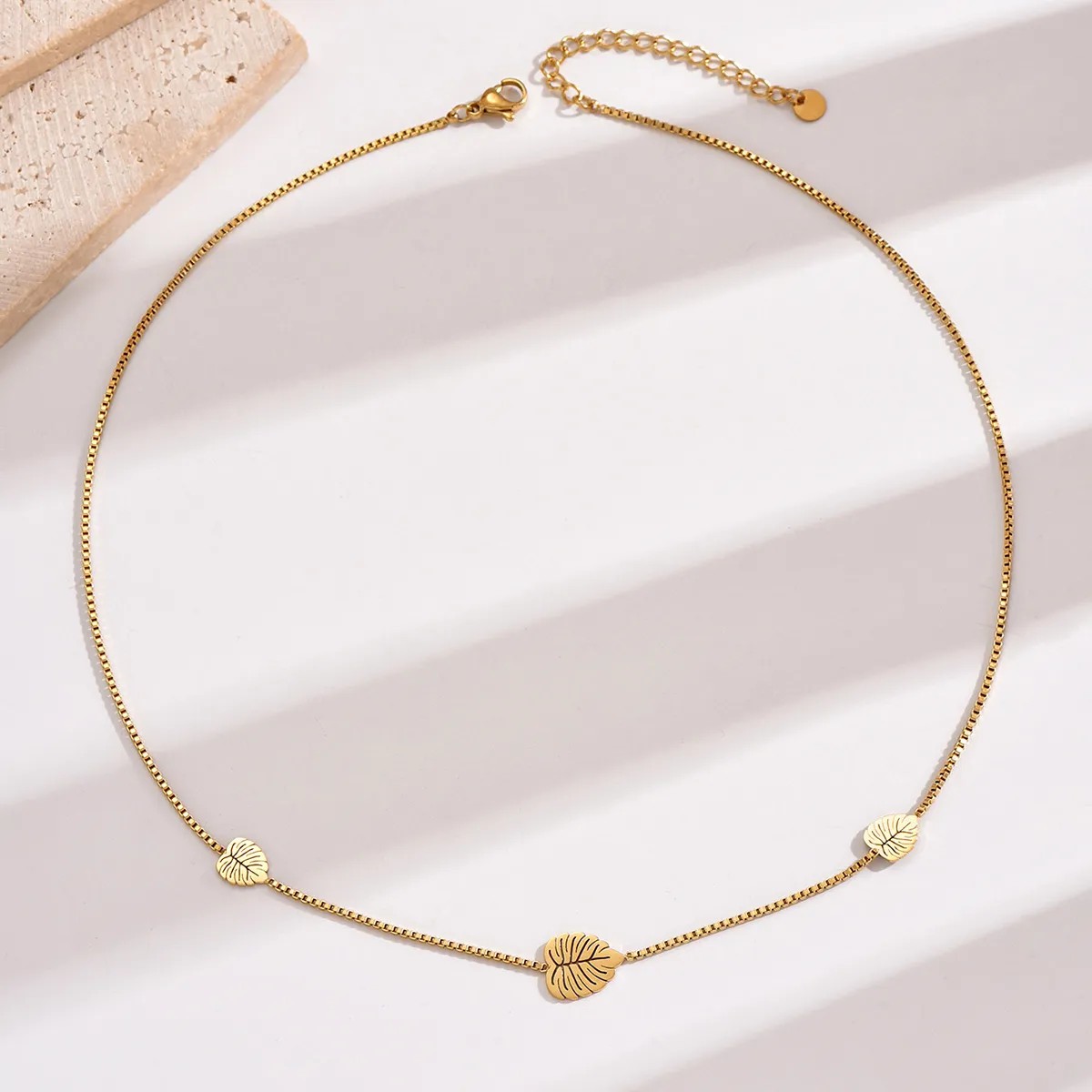 Elegant Leaves Stainless Steel Polishing Plating 14K Gold Plated Necklace_colorza_1