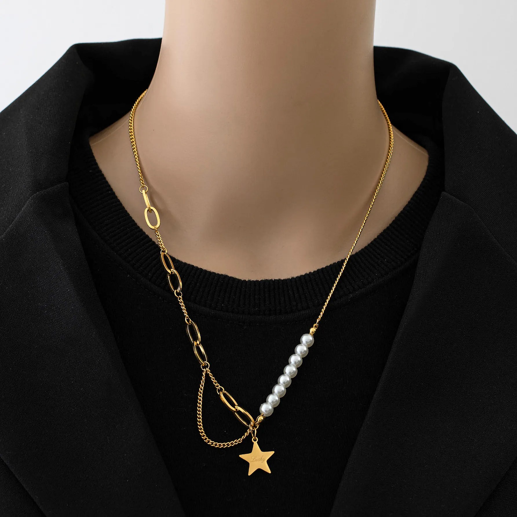 Vintage Style Luxurious Pentagram Letter Imitation Pearl Titanium Steel Plating 18K Gold Plated Pendant Necklace_colorza_3