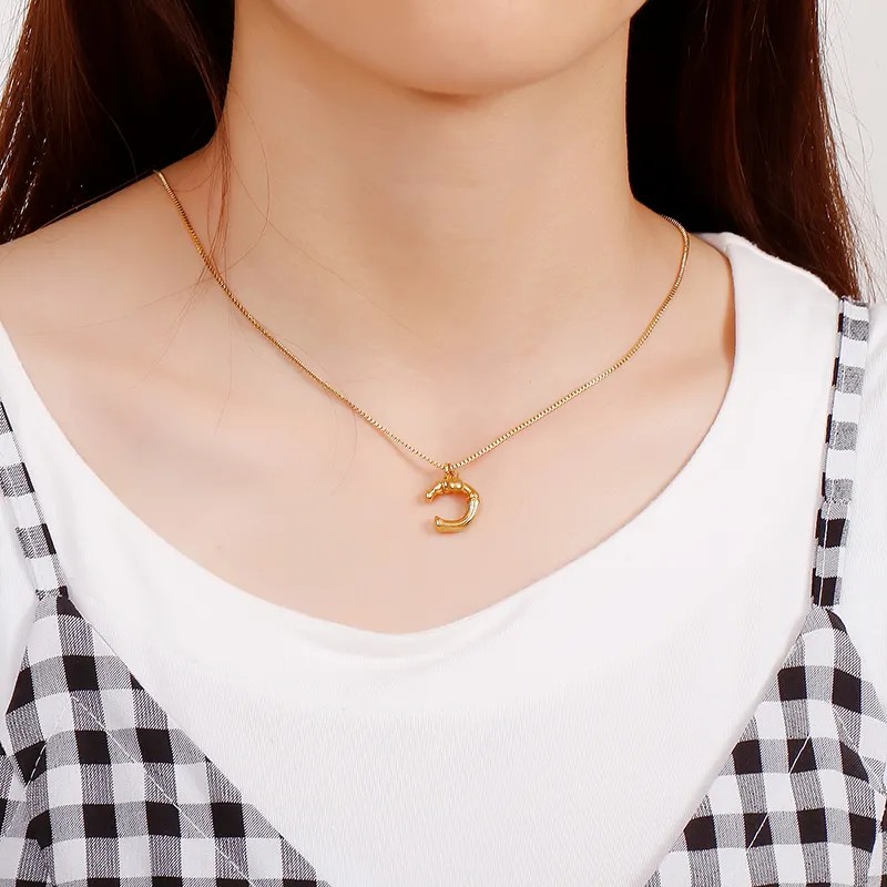Simple Style Commute Letter Titanium Steel Patchwork Necklace_colorza_1