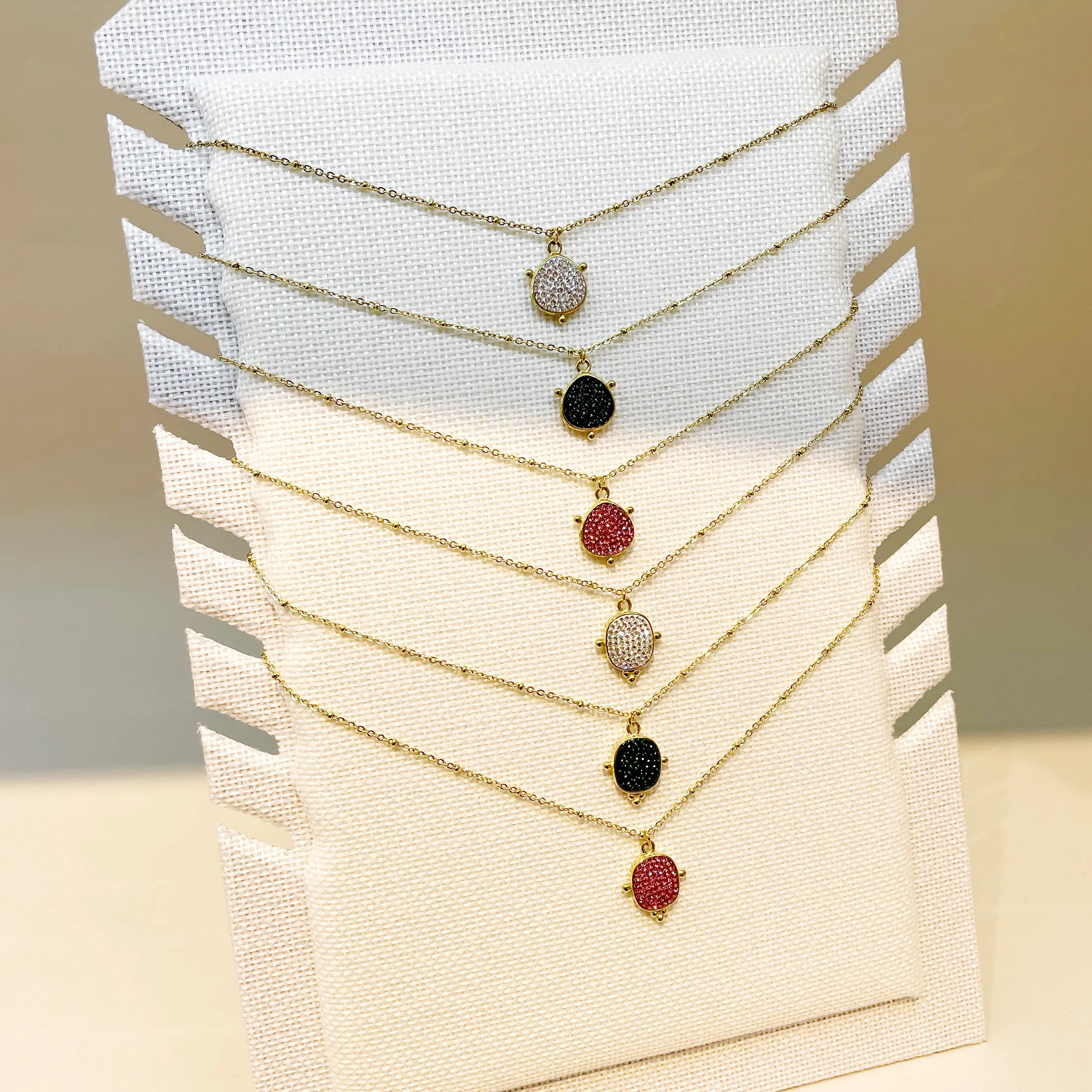 Casual Tortoise Stainless Steel Polishing Plating Inlay Zircon Gold Plated Pendant Necklace_colorza_1