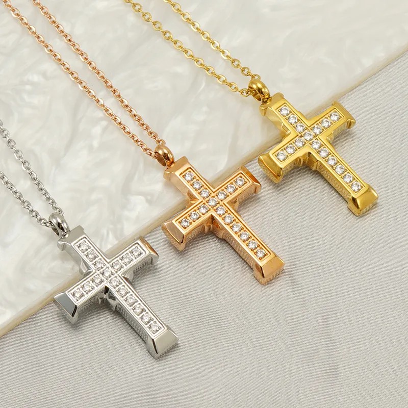 Classic Style Cross Stainless Steel Inlay Zircon 18K Gold Plated Pendant Necklace_colorza_1