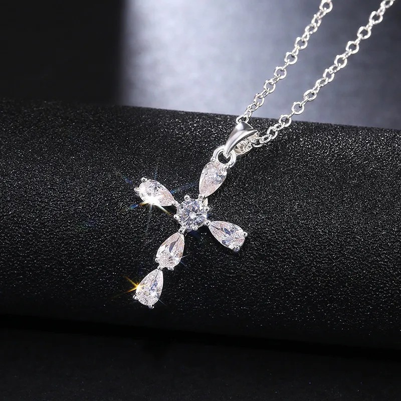 Retro Cross Stainless Steel Plating Inlay Zircon 18K Gold Plated Gold Plated Pendant Necklace_colorza_2