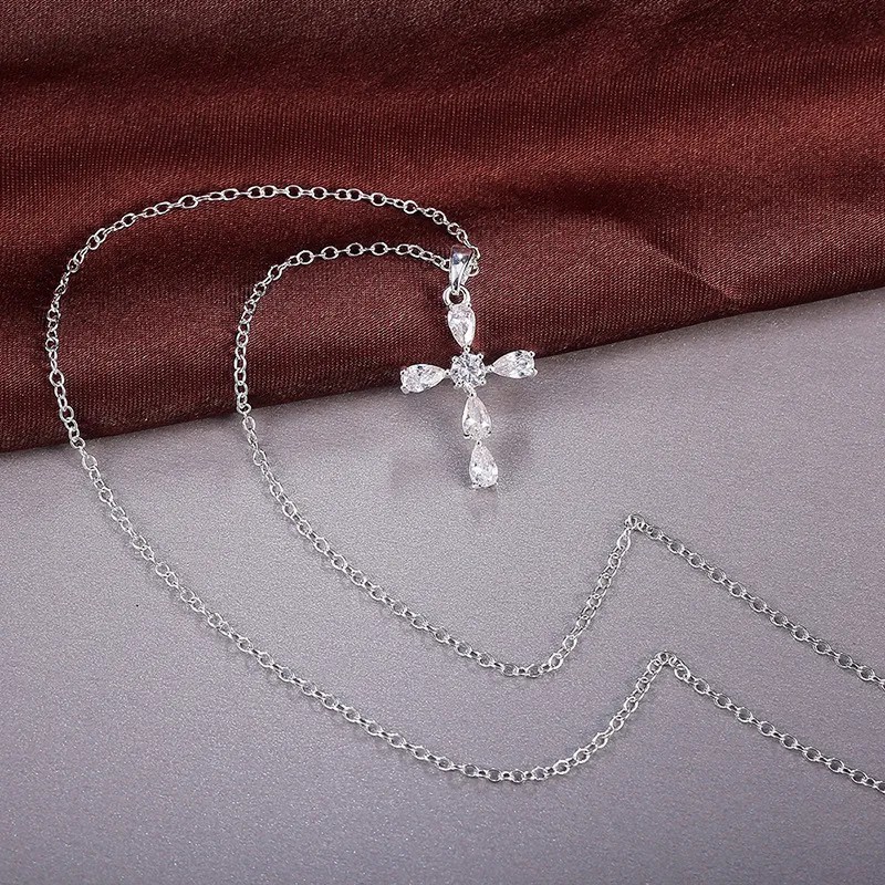 Retro Cross Stainless Steel Plating Inlay Zircon 18K Gold Plated Gold Plated Pendant Necklace_colorza_4