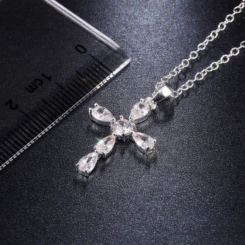 Retro Cross Stainless Steel Plating Inlay Zircon 18K Gold Plated Gold Plated Pendant Necklace_colorza_5
