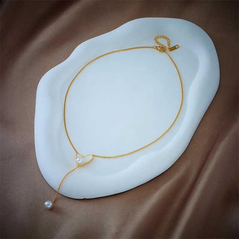 Simple Style Heart Shape Titanium Steel Epoxy Plating Inlay Shell 18K Gold Plated Pendant Necklace_colorza_3