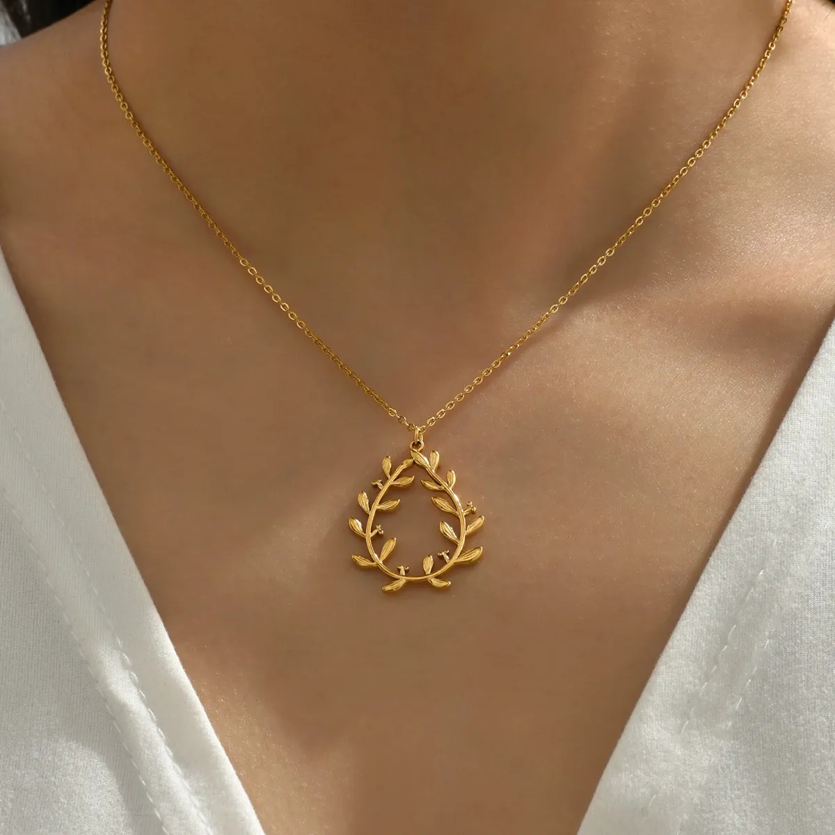Retro Simple Style Wreath Stainless Steel Inlay Turquoise 18K Gold Plated Pendant Necklace_colorza_3
