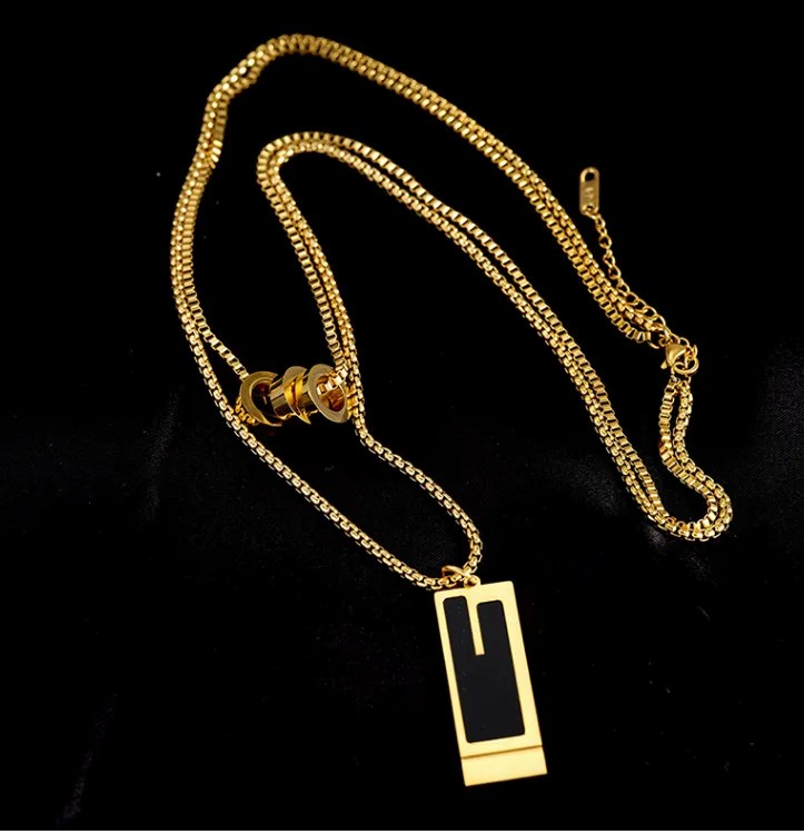 Fashion Square Titanium Steel Plating Inlay Zircon Gold Plated Pendant Necklace_colorza_3