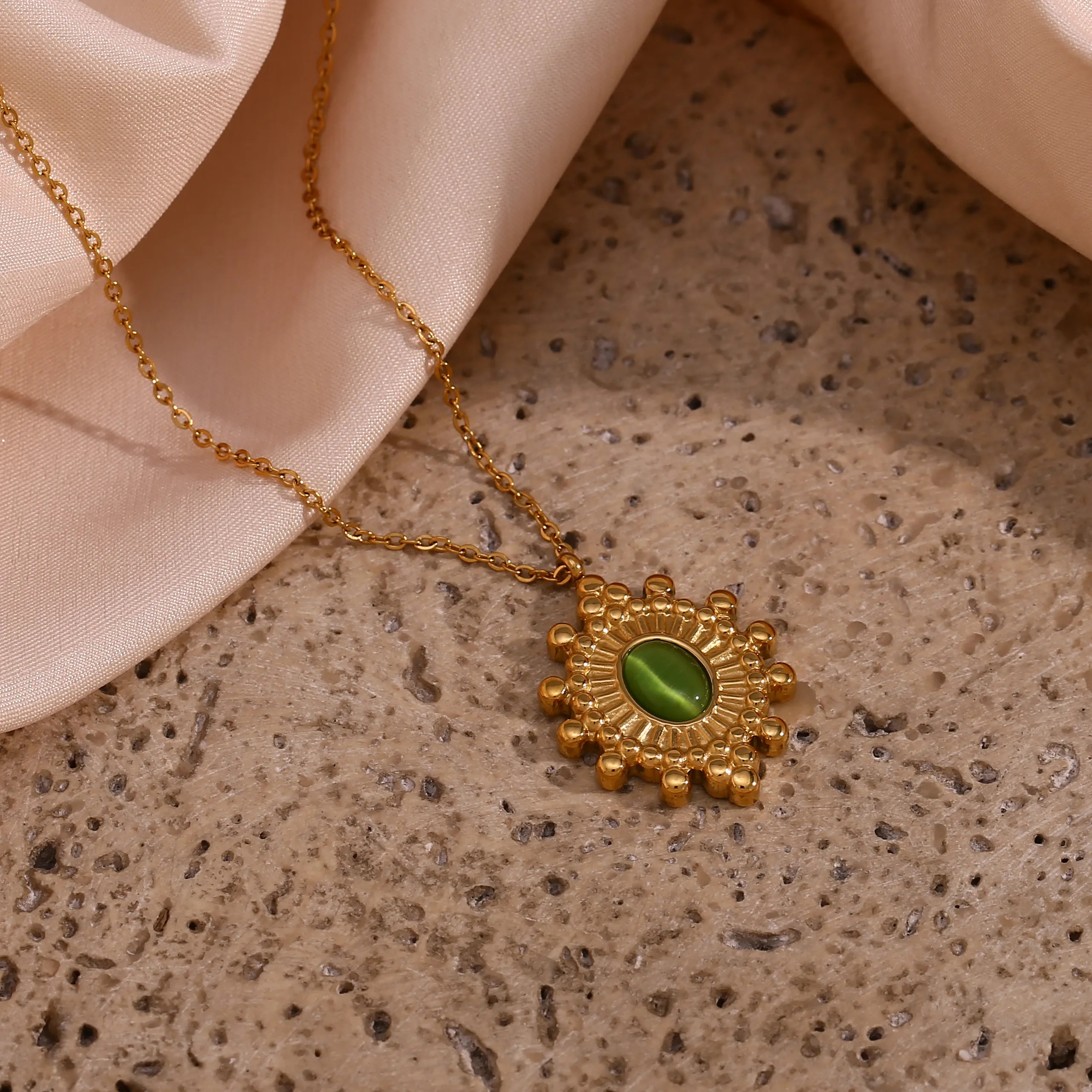 Vintage Style Oval Stainless Steel Plating Inlay Natural Stone 18K Gold Plated Pendant Necklace_colorza_5