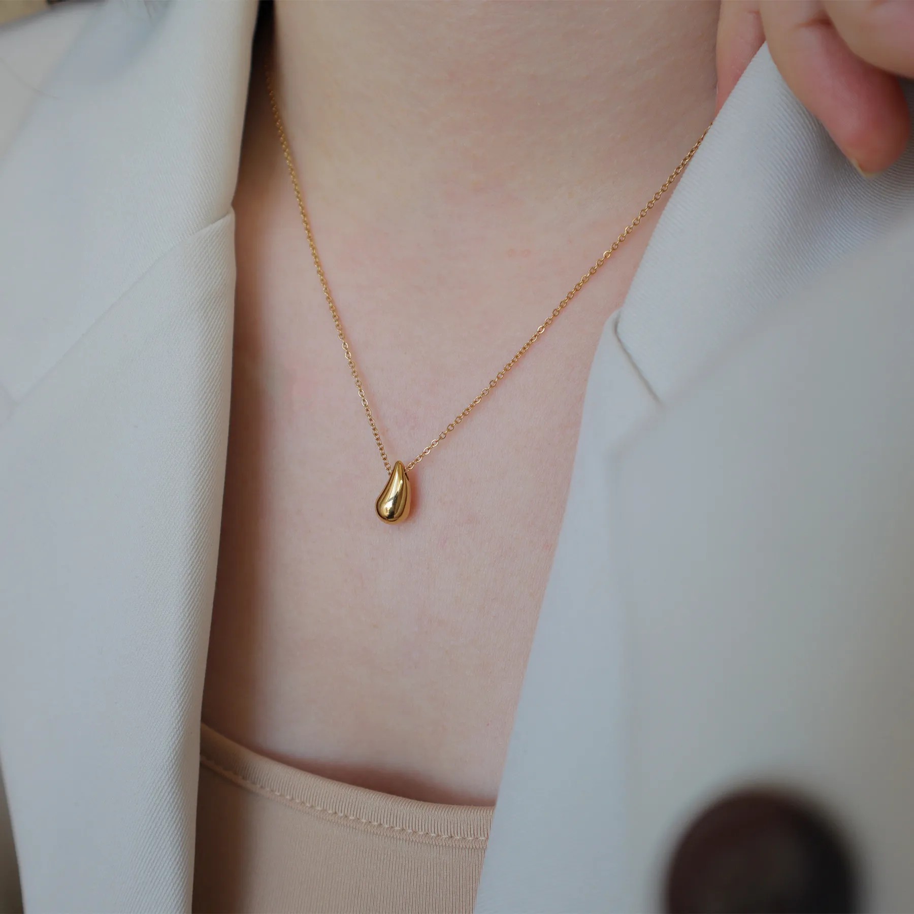 IG Style Water Droplets Titanium Steel Plating 18K Gold Plated Pendant Necklace_colorza_5