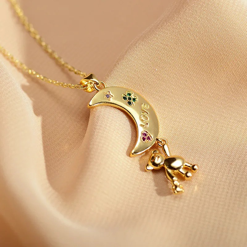 Cute Moon Stainless Steel Copper Plating Metal Gold Plated Pendant Necklace_colorza_1
