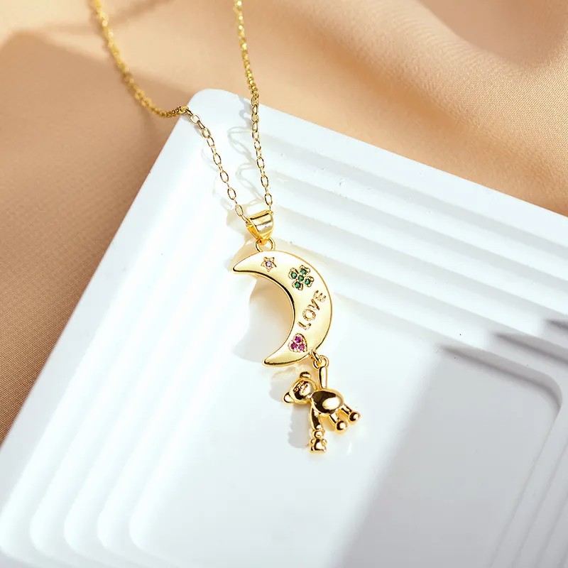 Cute Moon Stainless Steel Copper Plating Metal Gold Plated Pendant Necklace_colorza_2