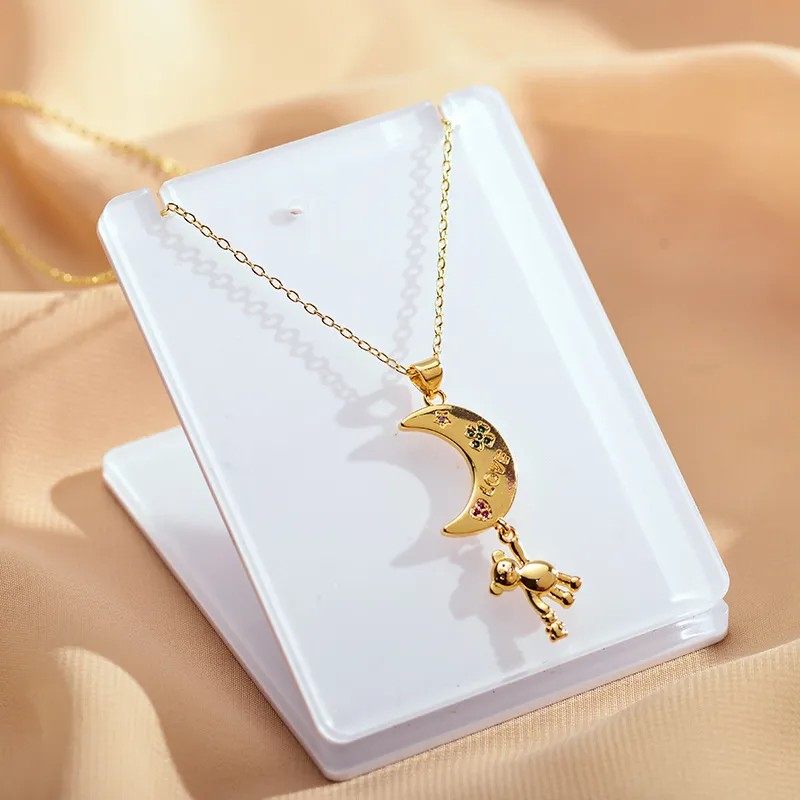 Cute Moon Stainless Steel Copper Plating Metal Gold Plated Pendant Necklace_colorza_5