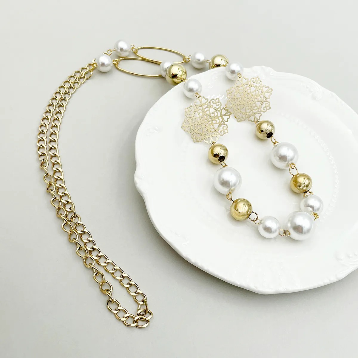 Streetwear Flower Stainless Steel Beaded Plating Hollow Out Artificial Pearls Gold Plated Long Necklace_colorza_1