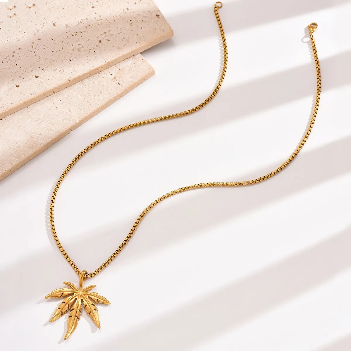 Hip-Hop Punk Leaves Stainless Steel Polishing Plating 14K Gold Plated Pendant Necklace_colorza_4