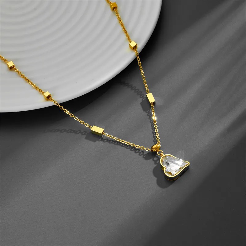 Simple Style Heart Shape Titanium Steel Inlay Zircon 18K Gold Plated Pendant Necklace_colorza_5