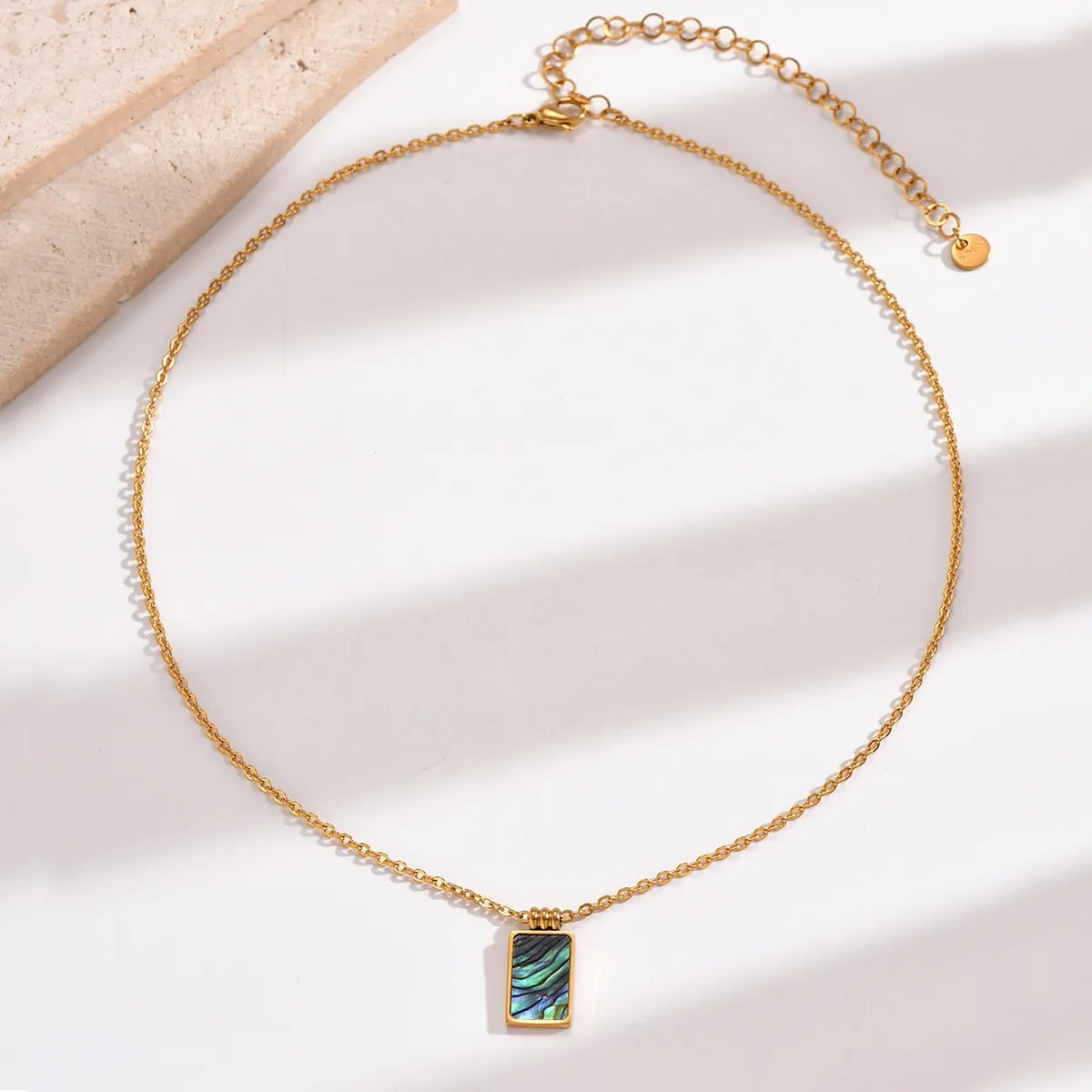 Vintage Style Simple Style Rectangle Stainless Steel Polishing Plating Inlay Shell 18K Gold Plated Pendant Necklace_colorza_2