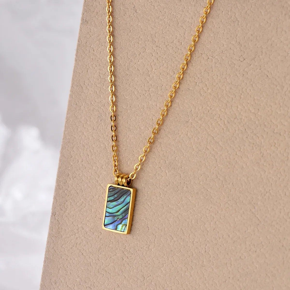 Vintage Style Simple Style Rectangle Stainless Steel Polishing Plating Inlay Shell 18K Gold Plated Pendant Necklace_colorza_4
