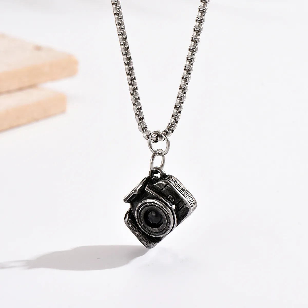 Hip-Hop Vintage Style Camera Stainless Steel Epoxy Pendant Necklace Long Necklace_colorza_1