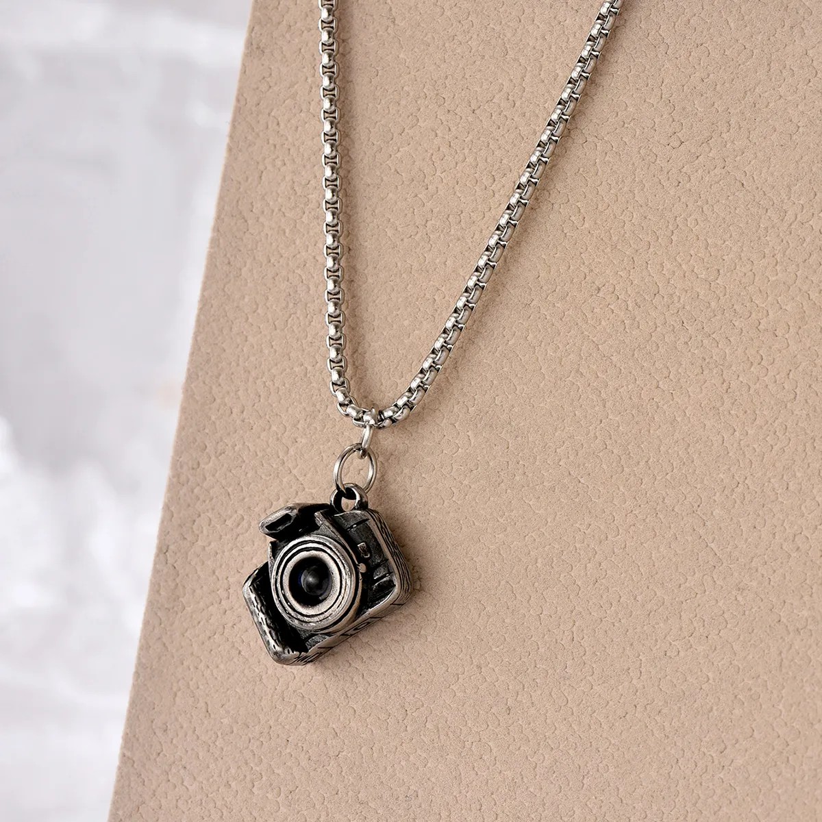 Hip-Hop Vintage Style Camera Stainless Steel Epoxy Pendant Necklace Long Necklace_colorza_4