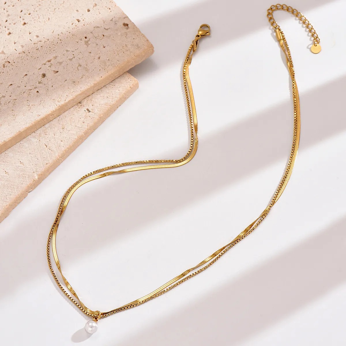 Modern Style Round Stainless Steel Pearl Plating 14K Gold Plated Layered Necklaces_colorza_3