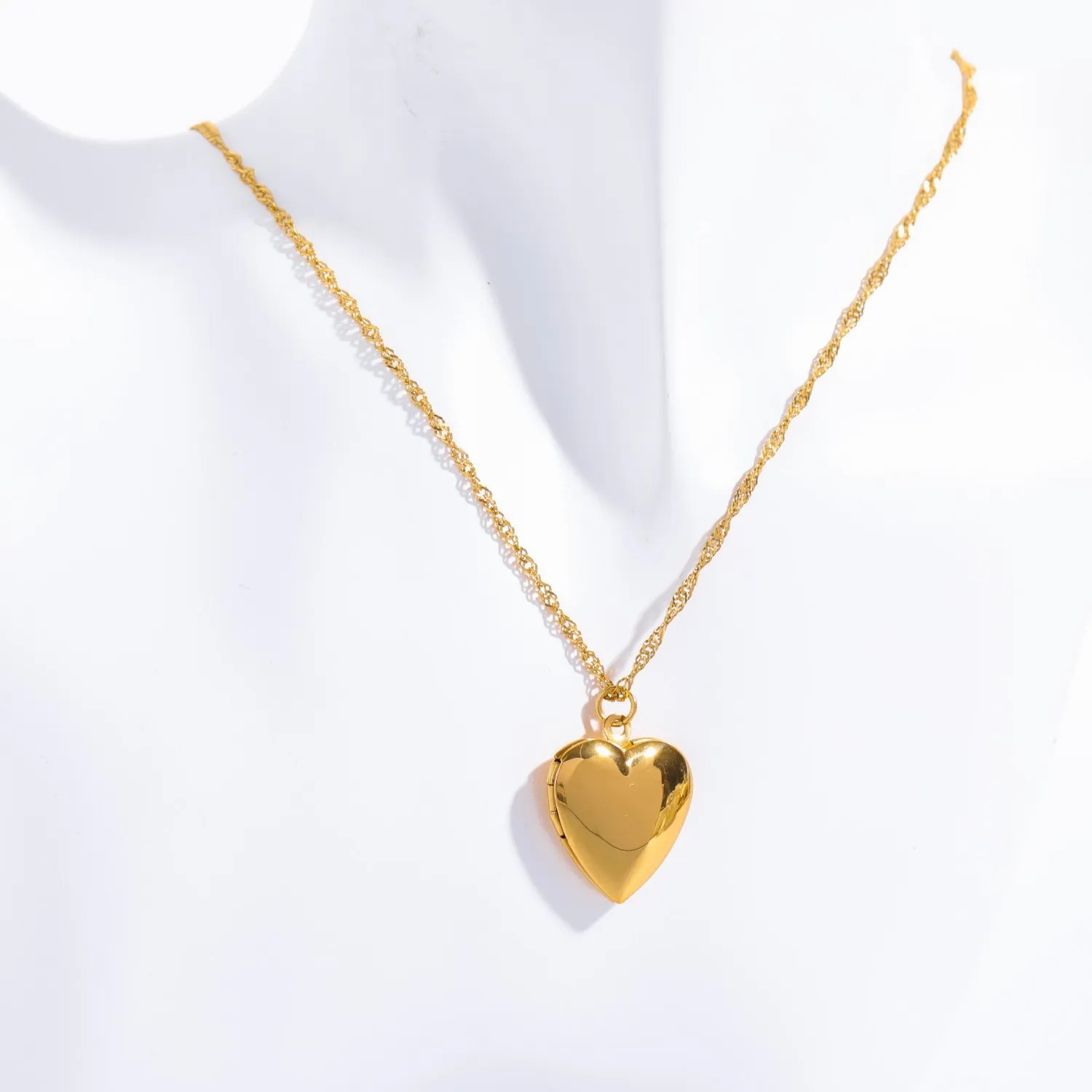 Casual Vintage Style Classic Style Heart Shape Stainless Steel Plating 18K Gold Plated Pendant Necklace_colorza_1