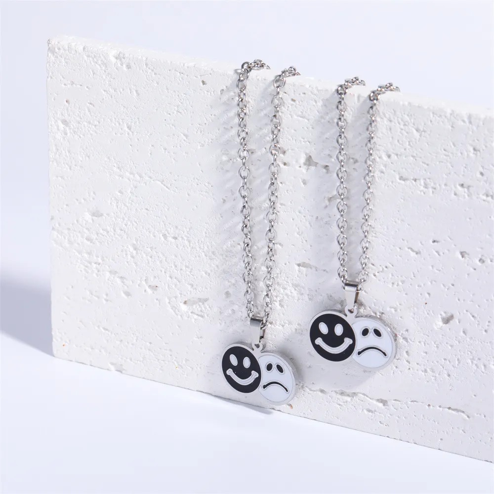 Retro Punk Classic Style Smiley Face Stainless Steel Plating 18K Gold Plated Pendant Necklace_colorza_3