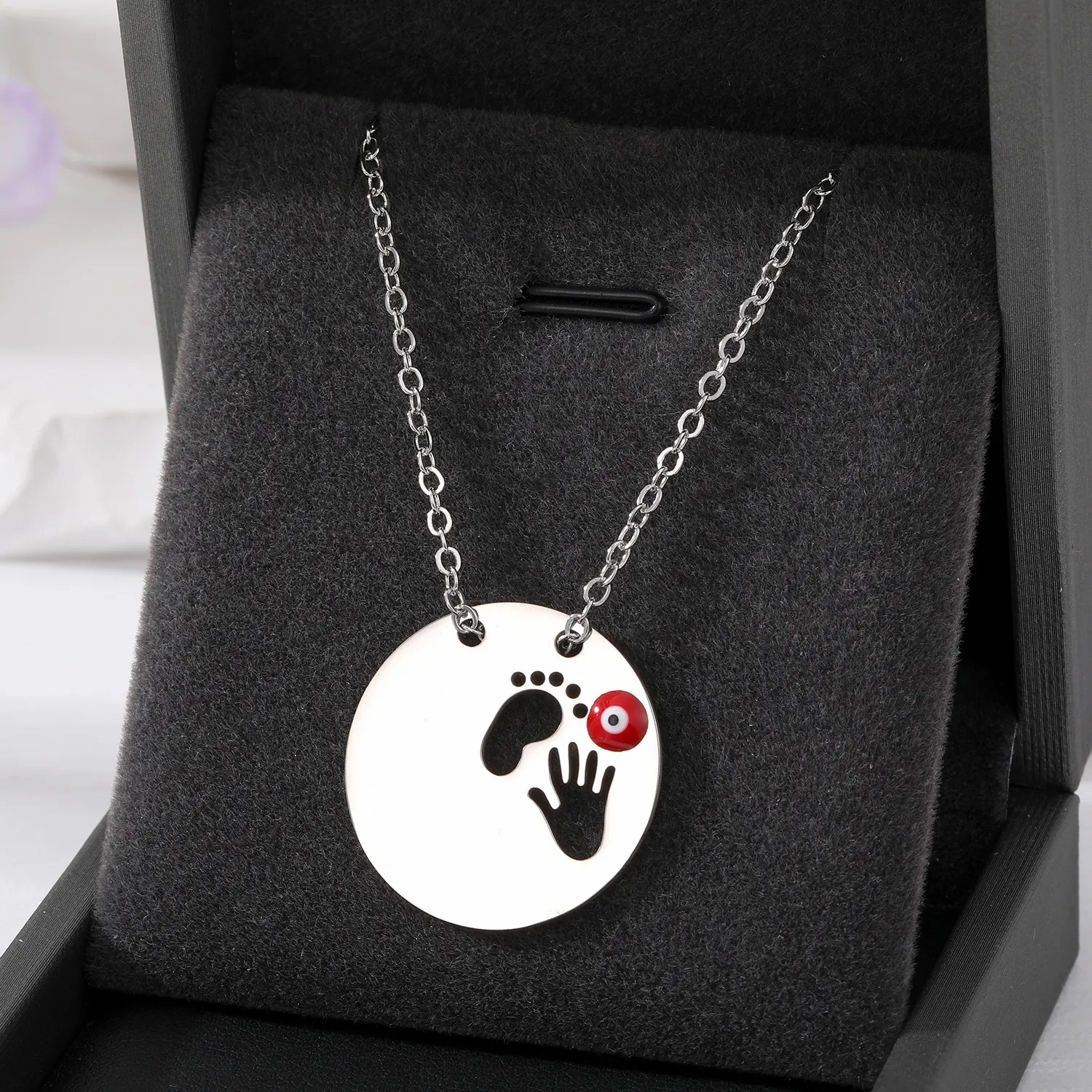 Simple Style Classic Style Round Devil'S Eye Hand Stainless Steel Alloy Plating Hollow Out Pendant Necklace_colorza_6
