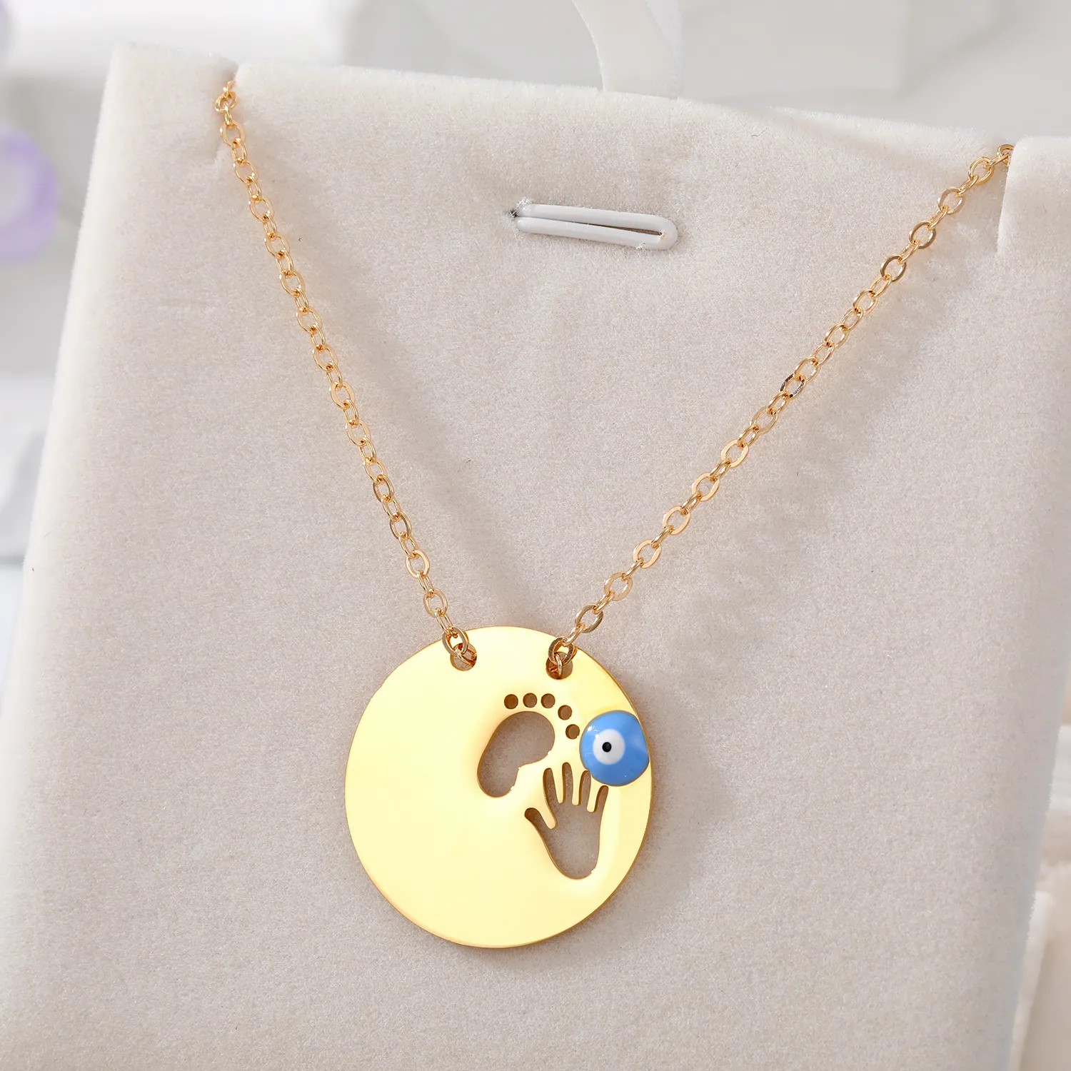Simple Style Classic Style Round Devil'S Eye Hand Stainless Steel Alloy Plating Hollow Out Pendant Necklace_colorza_8