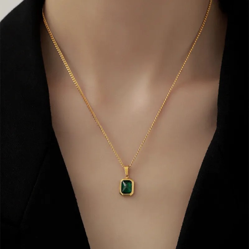 Square Titanium Steel Plating Inlay Zircon 18K Gold Plated Necklace Pendant_colorza_2