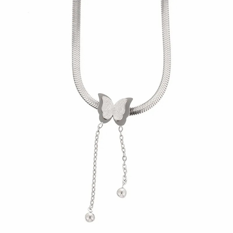 Vintage Style Sweet Butterfly Titanium Steel Plating Chain 18K Gold Plated Necklace Pendant_colorza_5