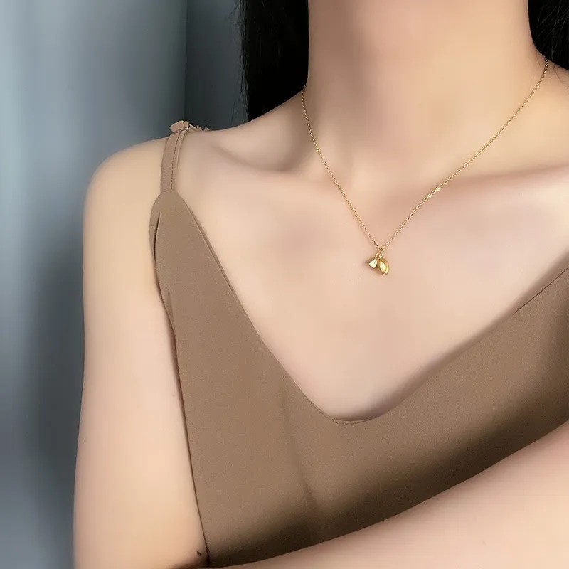 IG Style Lotus Titanium Steel Plating 18K Gold Plated Pendant Necklace_colorza_3