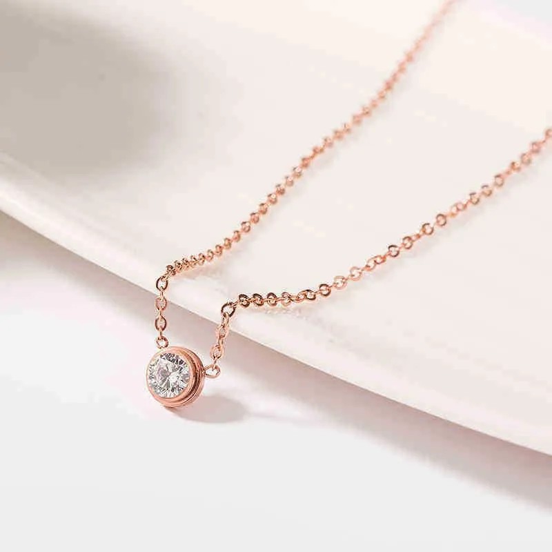 Lady Round Titanium Steel Plating Inlay Artificial Diamond 18K Gold Plated Necklace_colorza_2