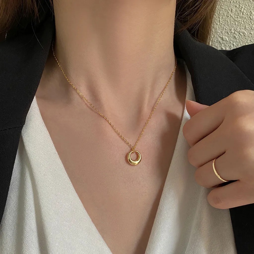 IG Style Circle Titanium Steel Plating 18K Gold Plated Pendant Necklace_colorza_4