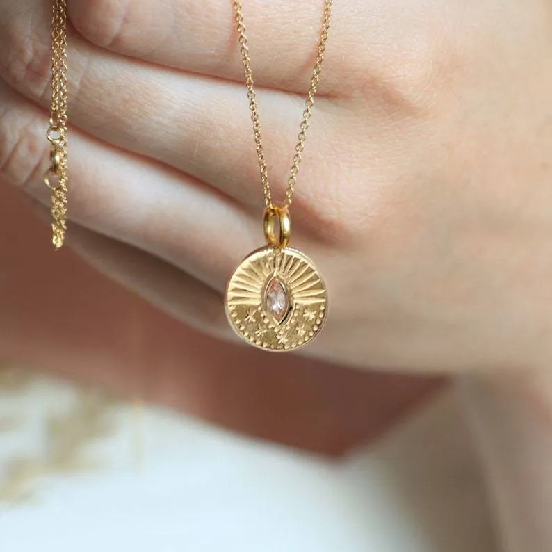 Vintage Style Commute Sun Stainless Steel Plating Inlay Carving Zircon 18K Gold Plated Pendant Necklace_colorza_1