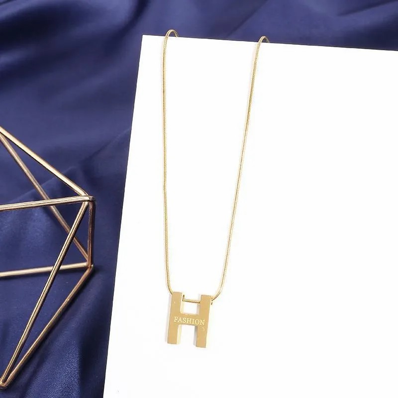 Simple Style Letter Titanium Steel Plating 18K Gold Plated Pendant Necklace_colorza_3