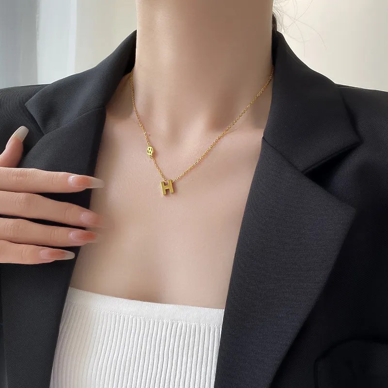 IG Style Letter Titanium Steel Plating 18K Gold Plated Necklace_colorza_3