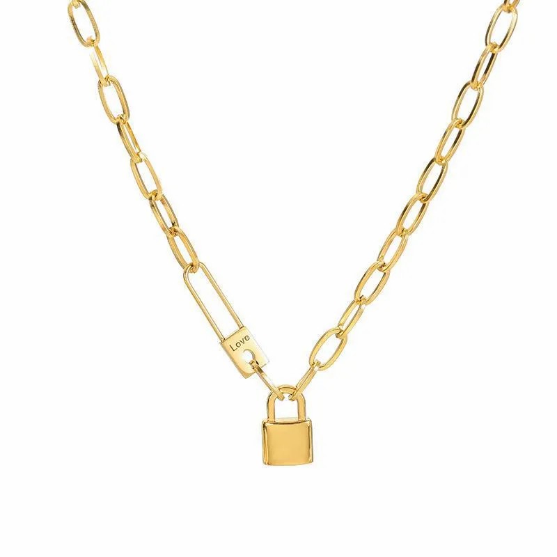 Korean Style Letter Lock Titanium Steel Plating 18K Gold Plated Necklace_colorza_5