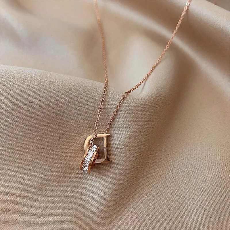 Elegant Lady Simple Style Letter Titanium Steel Plating 18K Gold Plated Pendant Necklace_colorza_3
