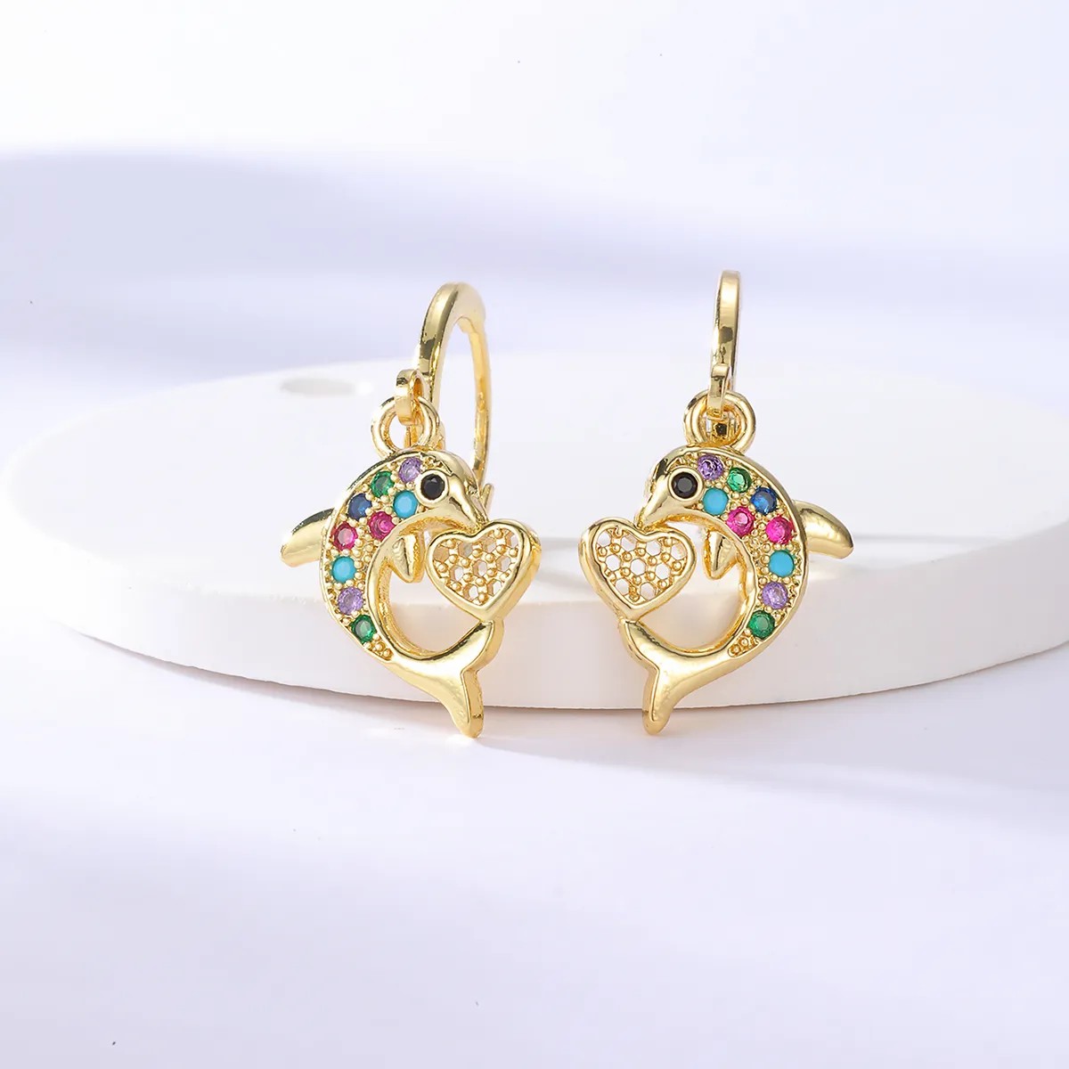 Fashion Copper 18K Gold Plated Colored Zircon Whale Eye Buckle Earrings_colorza_1