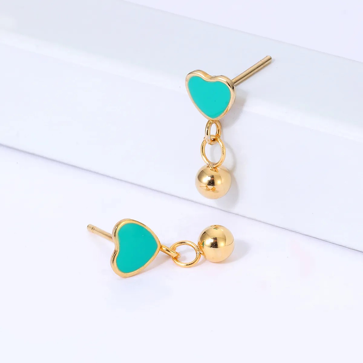 Simple Stainless Steel Electroplating 18K Gold Heart Pendant Earrings_colorza_2