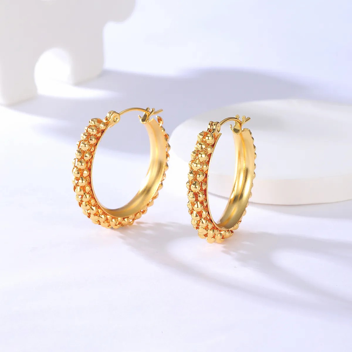 Fashion New Stainless Steel Electroplating 18K Gold Retro Circle Earrings For Women_colorza_3