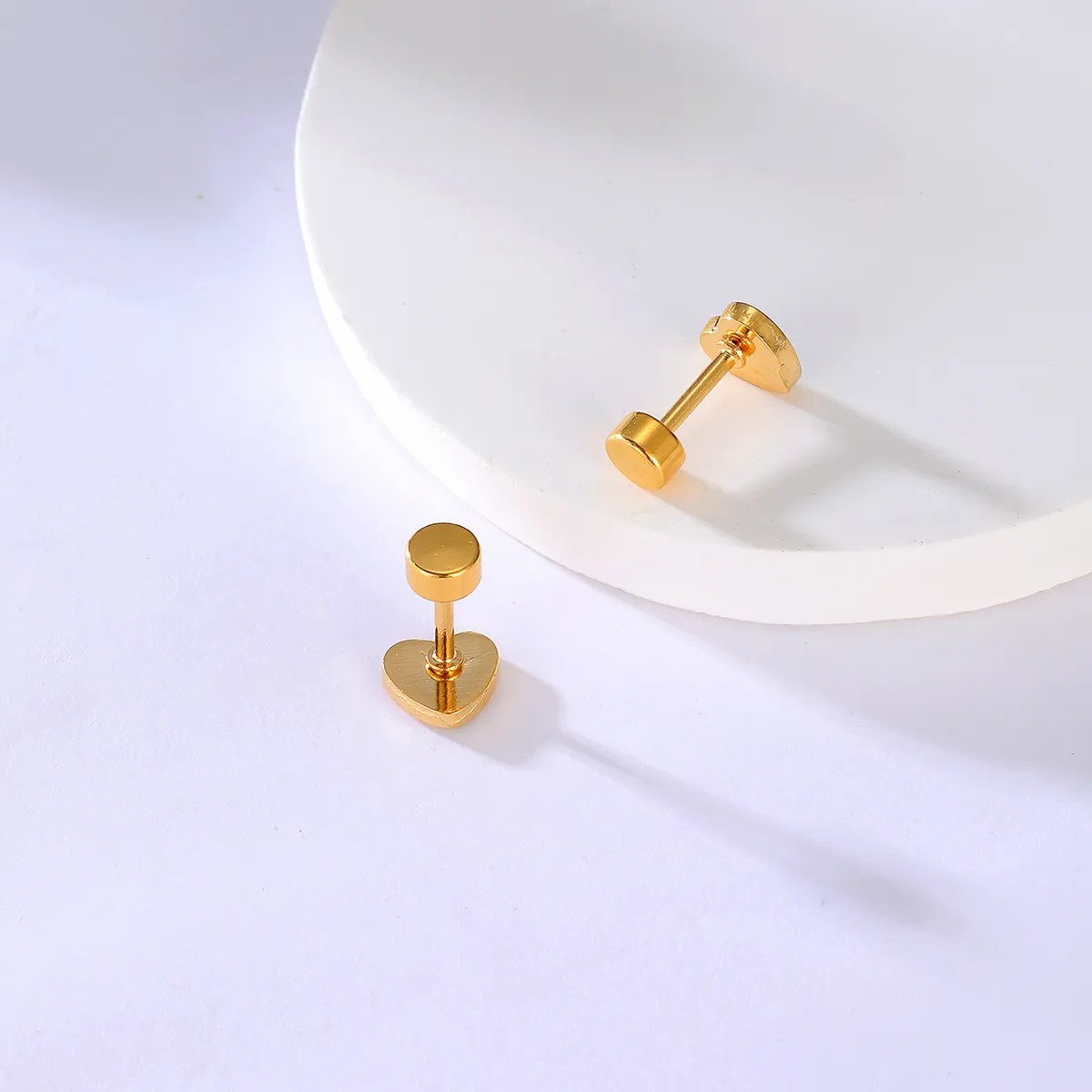Fashion Stainless Steel Electroplating 18K Gold Retro Green Heart Stud Earrings_colorza_3