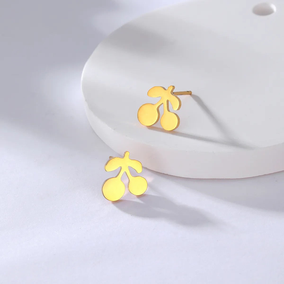 Fashion Cute Stainless Steel Electroplating 18K Gold Cherry Stud Earrings_colorza_2