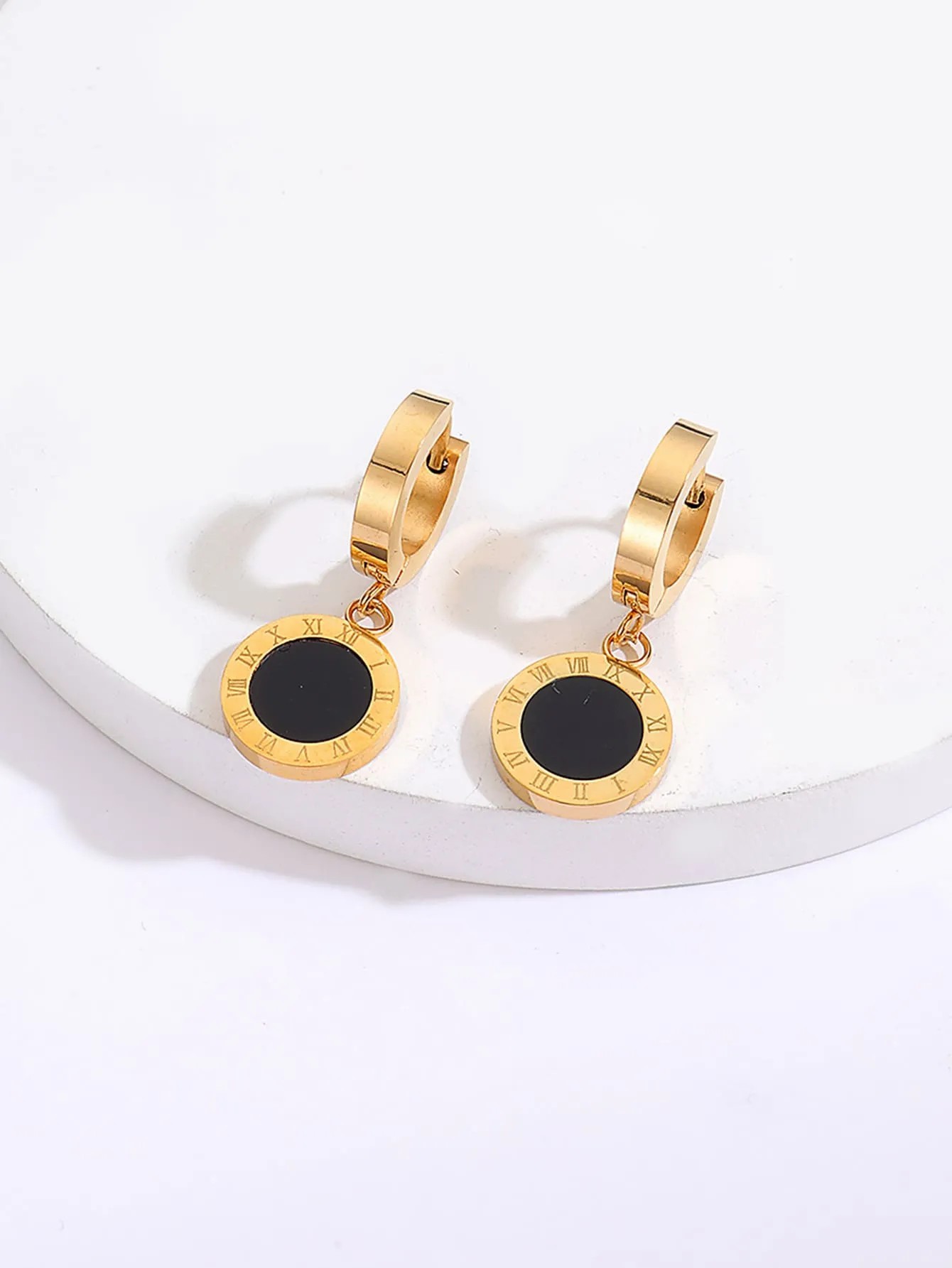 Simple Stainless Steel Electroplating 18K Gold Roman Numeral Black Pendant Earrings_colorza_2
