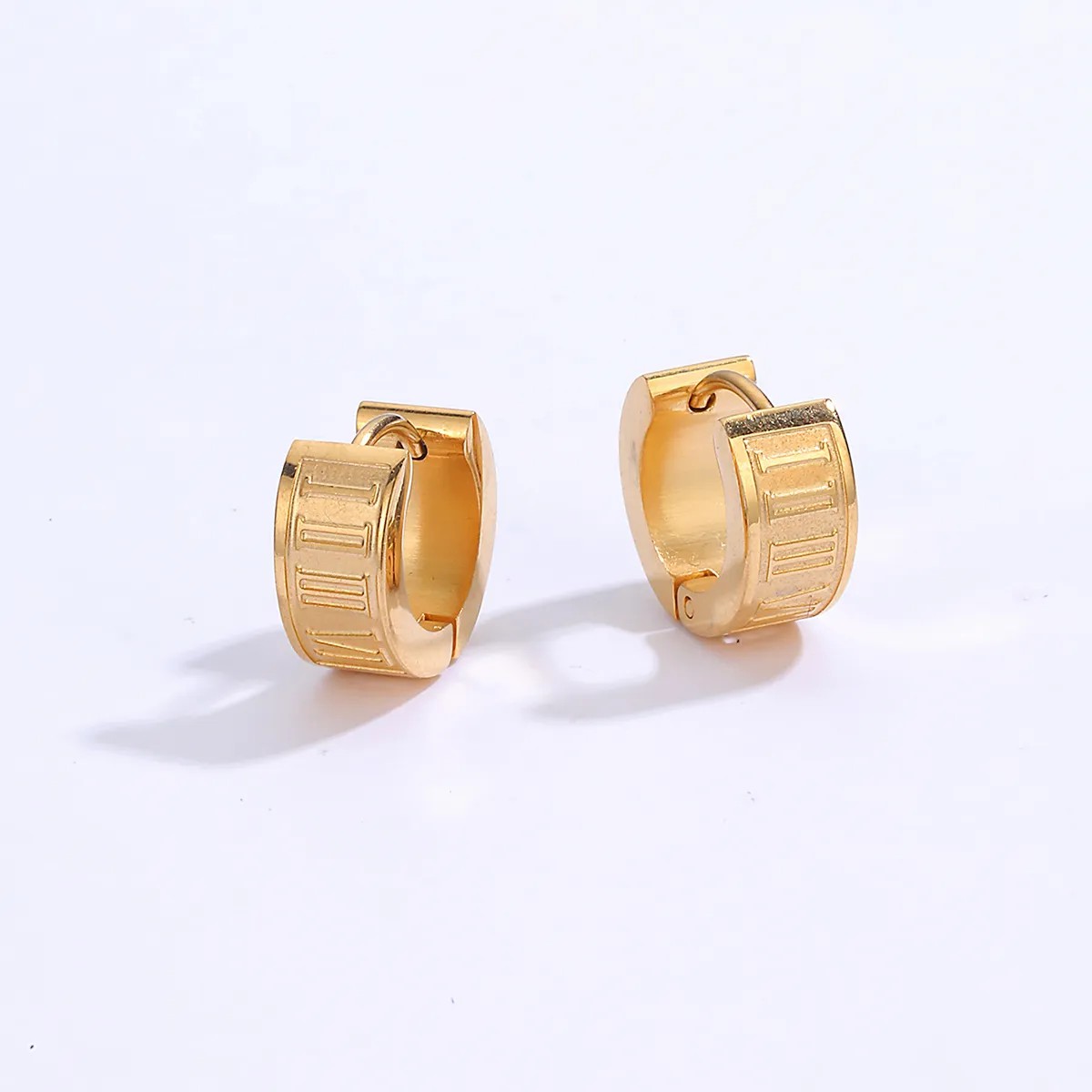 Fashion New Stainless Steel Plating 18K Gold Circle Earrings_colorza_1