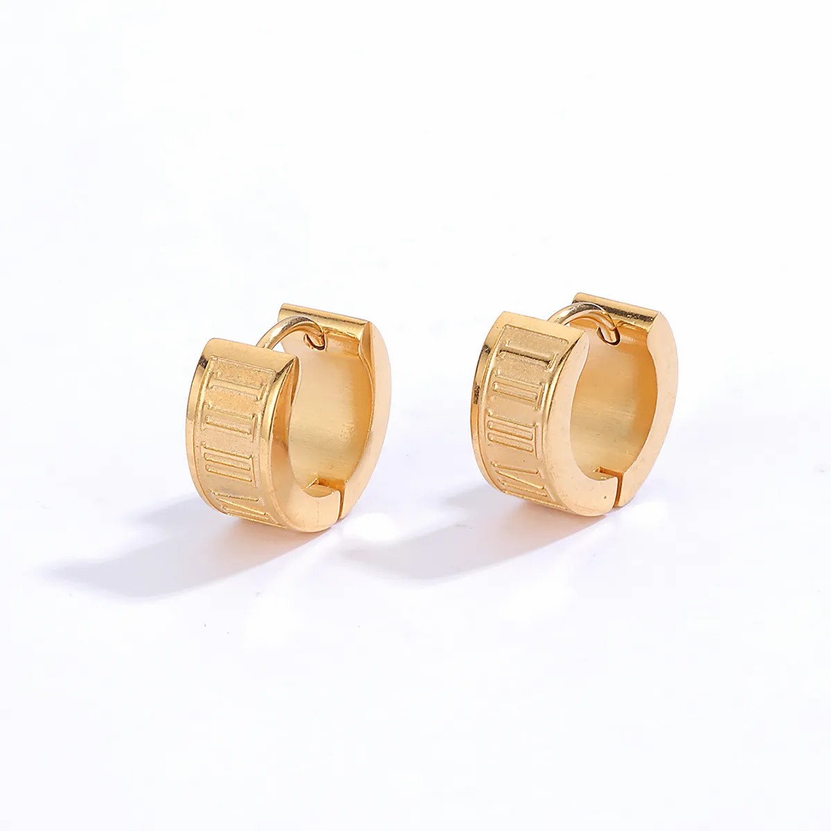 Fashion New Stainless Steel Plating 18K Gold Circle Earrings_colorza_2